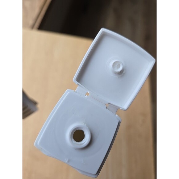 Biolage Color Last Conditioner Color Treated Hair 13.5 oz Size Conditioner - Picture 10 of 12